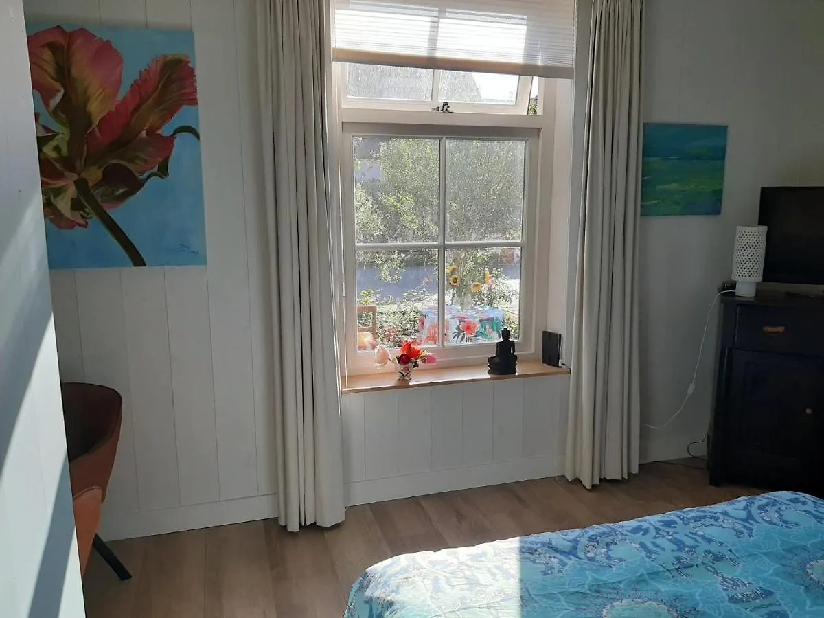 B & B Tulp Amsterdam Noord ベッド・アンド・ブレックファスト